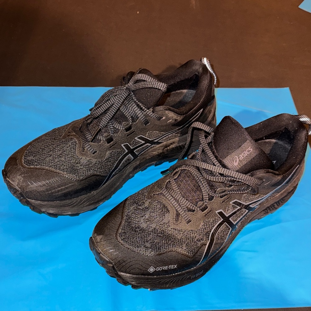ASICS Gel Trabuco 11 Black Gore-Tex Running Shoes Men’s 10.5 NO BOX